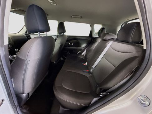 Used 2019 Kia Soul Base image 24