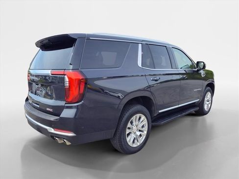 Used 2025 GMC Yukon Denali AWD/4WD image 5