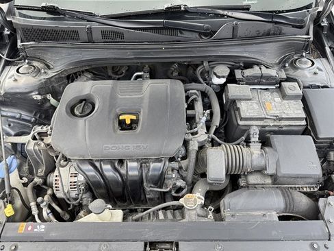 Used 2024 Kia Forte LXS FWD image 7