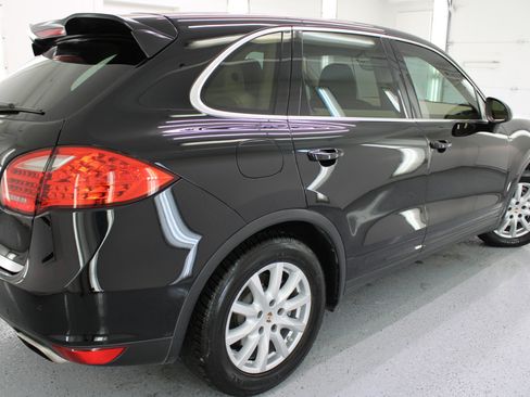 Used 2012 Porsche Cayenne image 15