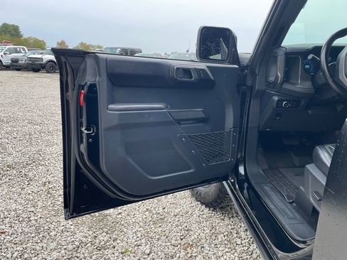 Used 2025 Ford Bronco Badlands w/ Matte Film Protection Package AWD/4WD image 25