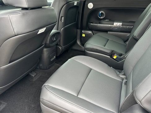 New 2026 Hyundai Palisade Limited image 9