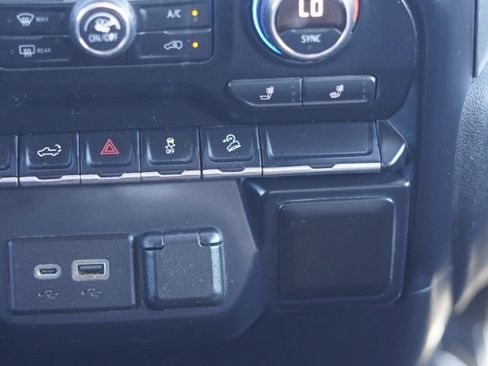 Used 2019 Chevrolet Silverado 1500 LT Trail Boss w/ Convenience Package image 32