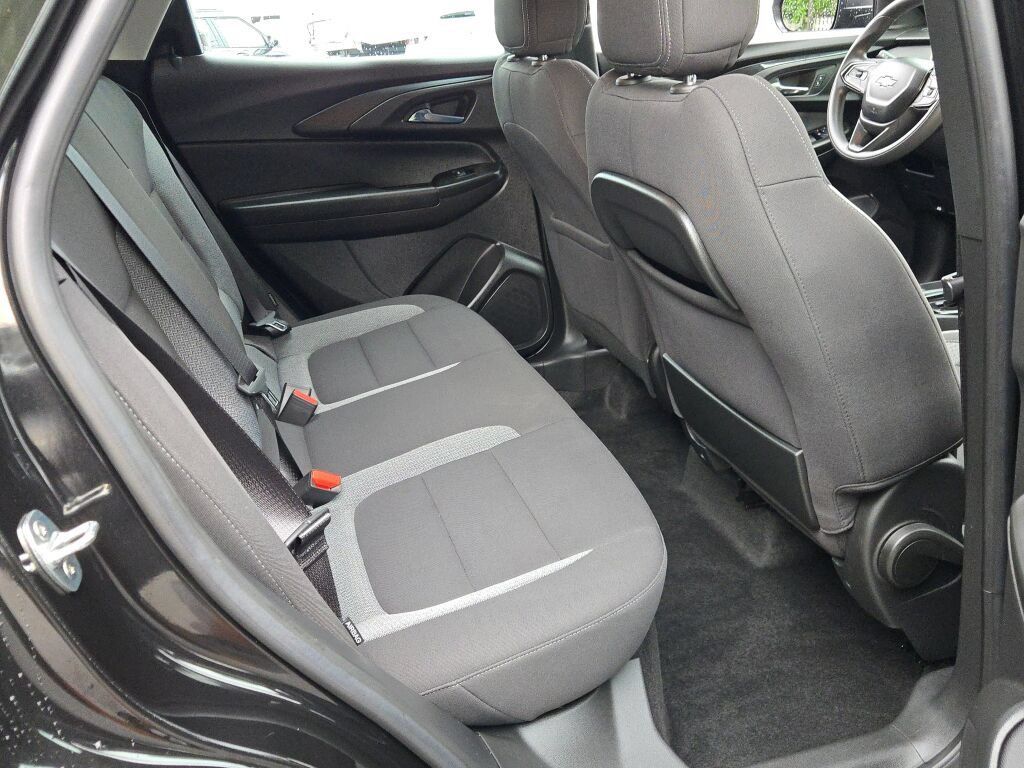 Certified 2023 Chevrolet TrailBlazer LS FWD image 17