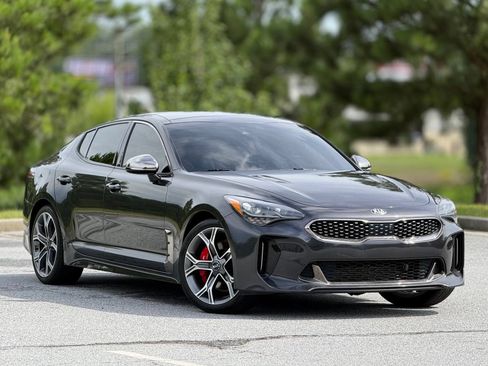 Used 2019 Kia Stinger GT2 AWD/4WD image 13