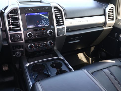 Used 2021 Ford F250 Platinum w/ FX4 Off-Road Package image 15