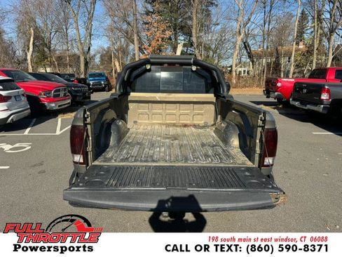 Used 2013 RAM 2500 SLT image 9
