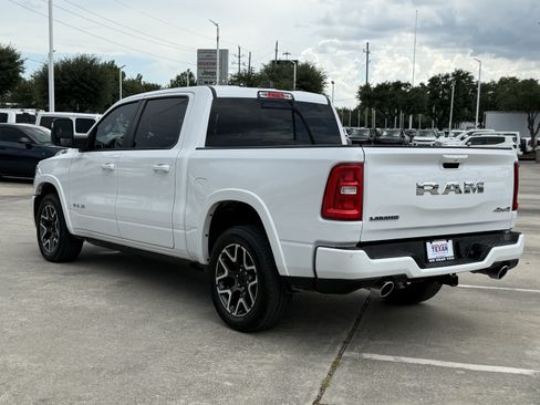 Used 2025 RAM 1500 Laramie w/ Laramie Southwest Edition AWD/4WD image 7