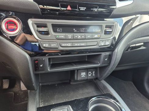 Used 2020 Honda Ridgeline RTL-E image 18