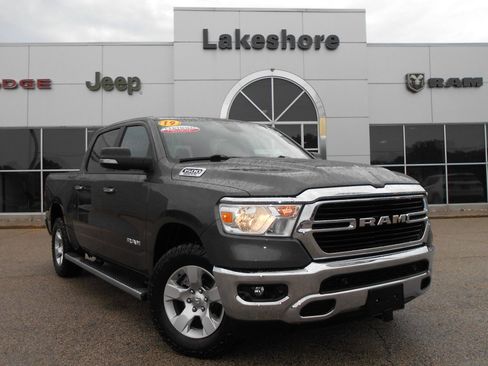 Certified 2019 RAM 1500 Big Horn AWD/4WD image 2