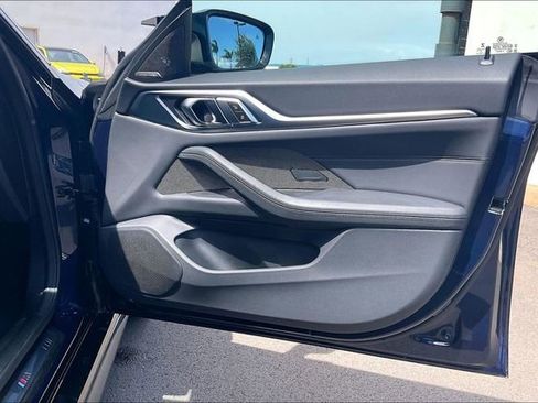 Certified 2023 BMW i4 M50 image 22