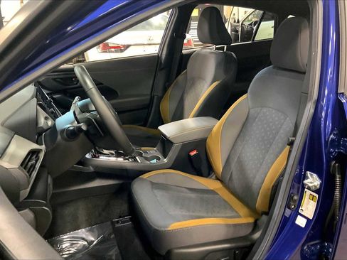 Certified 2025 Subaru Crosstrek 2.5i Sport image 9