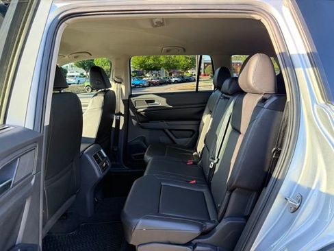 Used 2018 Volkswagen Atlas SE FWD image 28