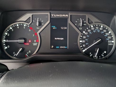 Used 2023 Toyota Tundra Limited image 17