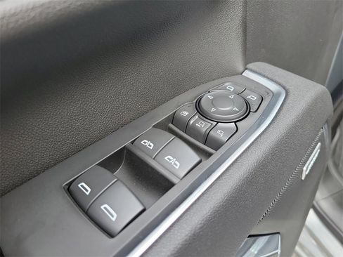 New 2025 GMC Sierra 3500 SLT w/ SLT Premium Package image 21