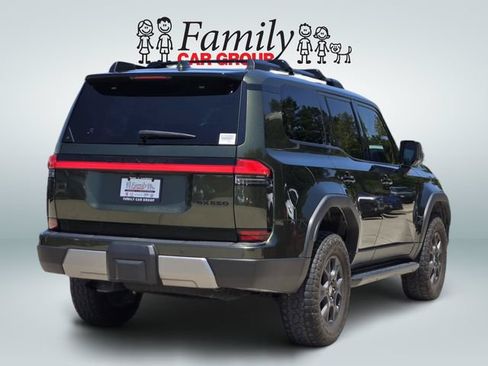 Used 2025 Lexus GX 550 AWD/4WD image 4