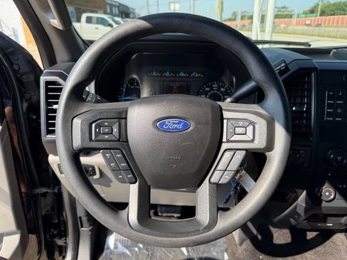 Used 2017 Ford F150 XL w/ Equipment Group 101A Mid AWD/4WD image 33
