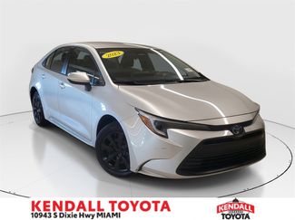 Used 2023 Toyota Corolla LE video 1
