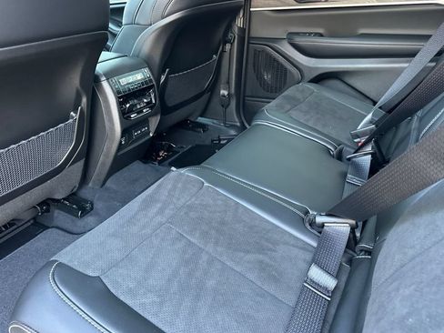 New 2026 Jeep Grand Cherokee L 4WD image 12