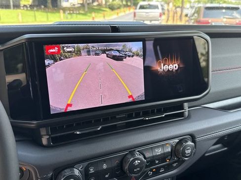 New 2026 Jeep Wrangler Unlimited Rubicon AWD/4WD image 29
