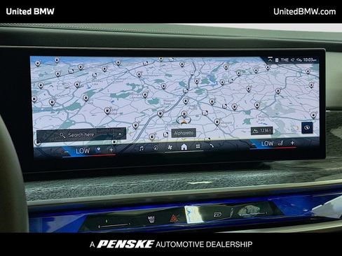 Used 2025 BMW 760i xDrive AWD/4WD image 10