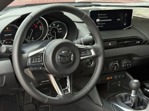 New 2025 MAZDA MX-5 Miata Club image 12