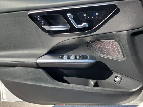 Used 2023 Mercedes-Benz C 300 Sedan w/ Exclusive Trim Package image 25