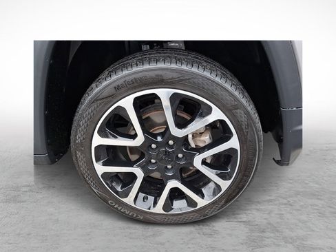 Used 2018 Jeep Compass Limited w/ Navigation Group image 9