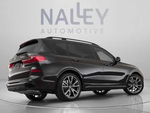 Used 2022 BMW X7 M50i w/ Dynamic Handling Package AWD/4WD image 5