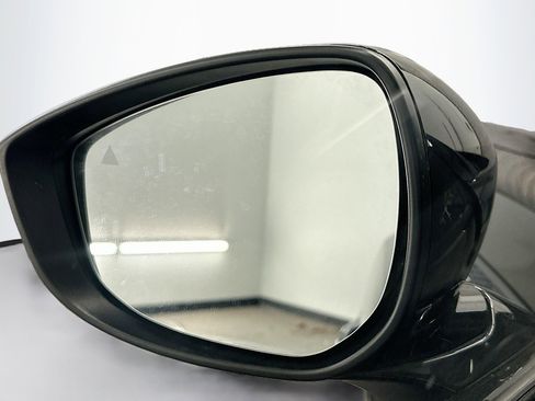 Used 2025 MAZDA CX-90 3.3 Turbo w/ Premium Sport Pkg image 16