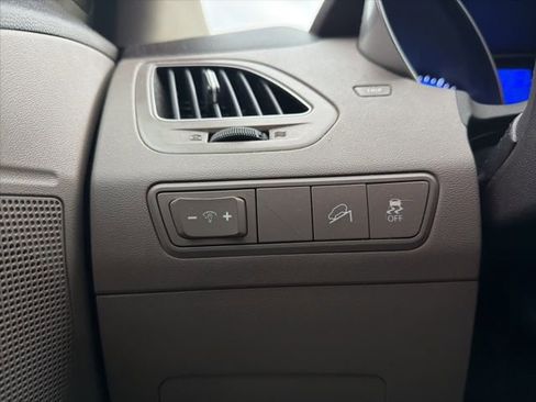 Used 2012 Hyundai Tucson GLS image 20