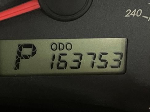 Used 2012 Toyota Corolla LE image 33