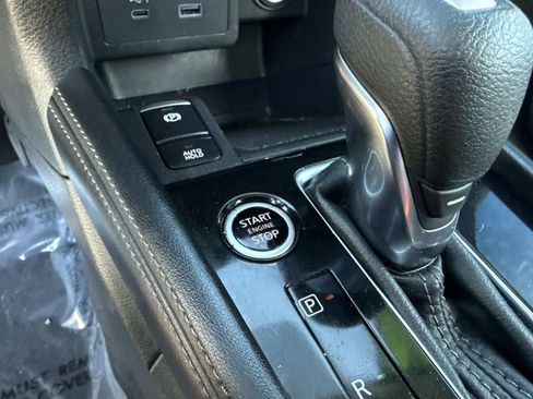 Used 2024 Nissan Kicks SV image 26