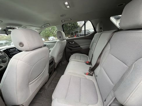 Used 2018 Chevrolet Traverse LT w/ LPO, Floor Liner Package image 19