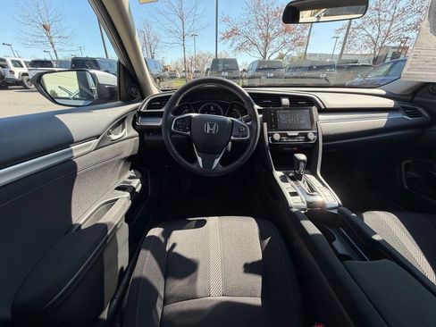 Used 2018 Honda Civic EX image 17