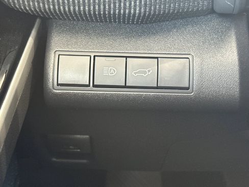 Used 2024 Subaru Solterra AWD/4WD image 37
