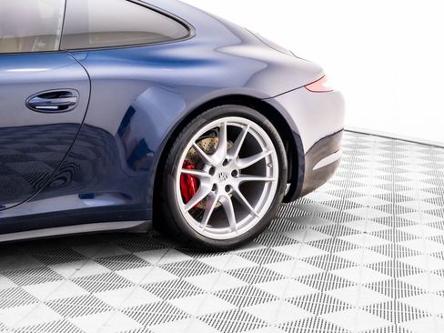 Used 2015 Porsche 911 Carrera 4S AWD/4WD image 28