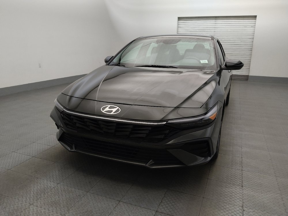 Used 2025 Hyundai Elantra Sport FWD image 15