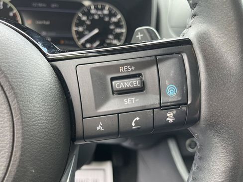 Certified 2023 Nissan Rogue SV w/ SV Premium B Package AWD/4WD image 27