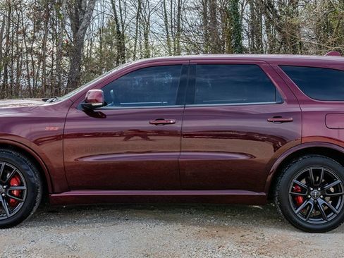 Used 2018 Dodge Durango SRT image 2
