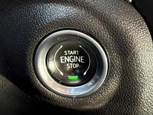 Used 2021 Chevrolet Silverado 1500 LT Trail Boss w/ Convenience Package II image 31