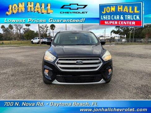 Used 2017 Ford Escape SE image 17