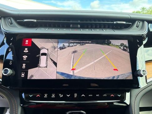 Used 2026 Jeep Grand Cherokee L Summit w/ Advanced Protech Group IV AWD/4WD image 34