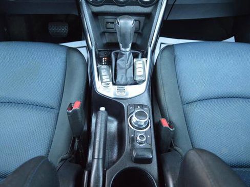 Used 2017 Toyota Yaris iA image 29