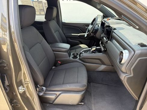Used 2023 Chevrolet Colorado LT w/ LT Convenience Package AWD/4WD image 26