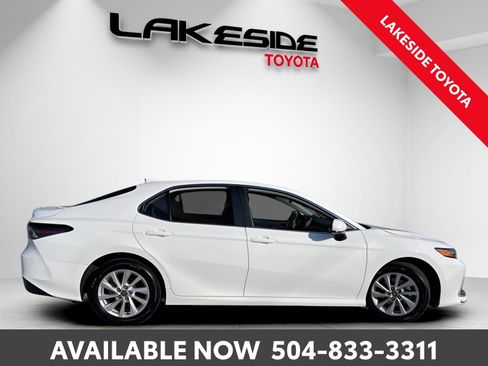 Used 2024 Toyota Camry LE image 7