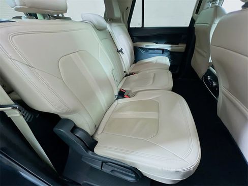 Used 2024 Ford Expedition Max Limited image 25