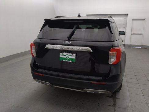 Used 2022 Ford Explorer XLT w/ Equipment Group 202A RWD image 7