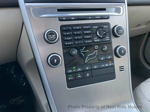 Used 2011 Volvo XC60 3.2 image 16