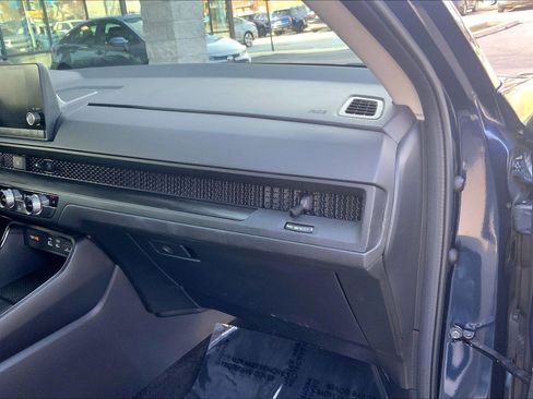 Used 2023 Honda CR-V EX image 18